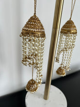 Load image into Gallery viewer, Jhumka Kaleere
