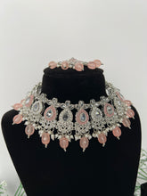 Load image into Gallery viewer, Peach &amp; Silver
