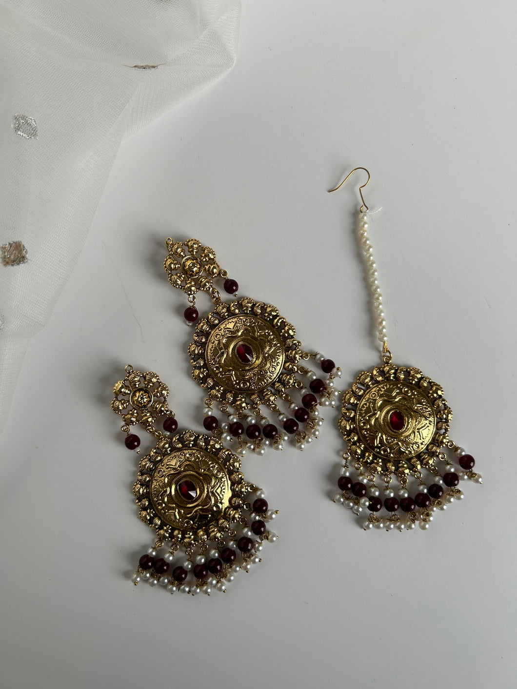 Antique maroon tikka set