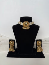 Load image into Gallery viewer, Antique Pearl Choker
