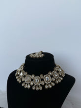 Load image into Gallery viewer, White Kundan Set
