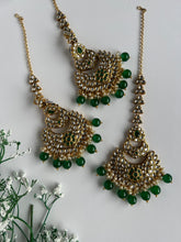 Load image into Gallery viewer, Ivreet Kundan Tikka Set

