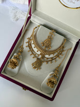Load image into Gallery viewer, Jaya Antique Choker Set

