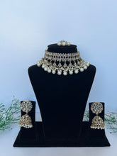 Load image into Gallery viewer, Tanveer Choker (2 colours)
