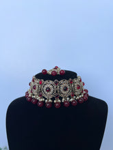 Load image into Gallery viewer, Maroon choker set
