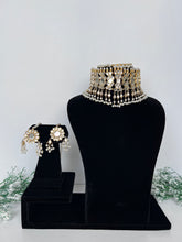 Load image into Gallery viewer, Huma Thappa Set
