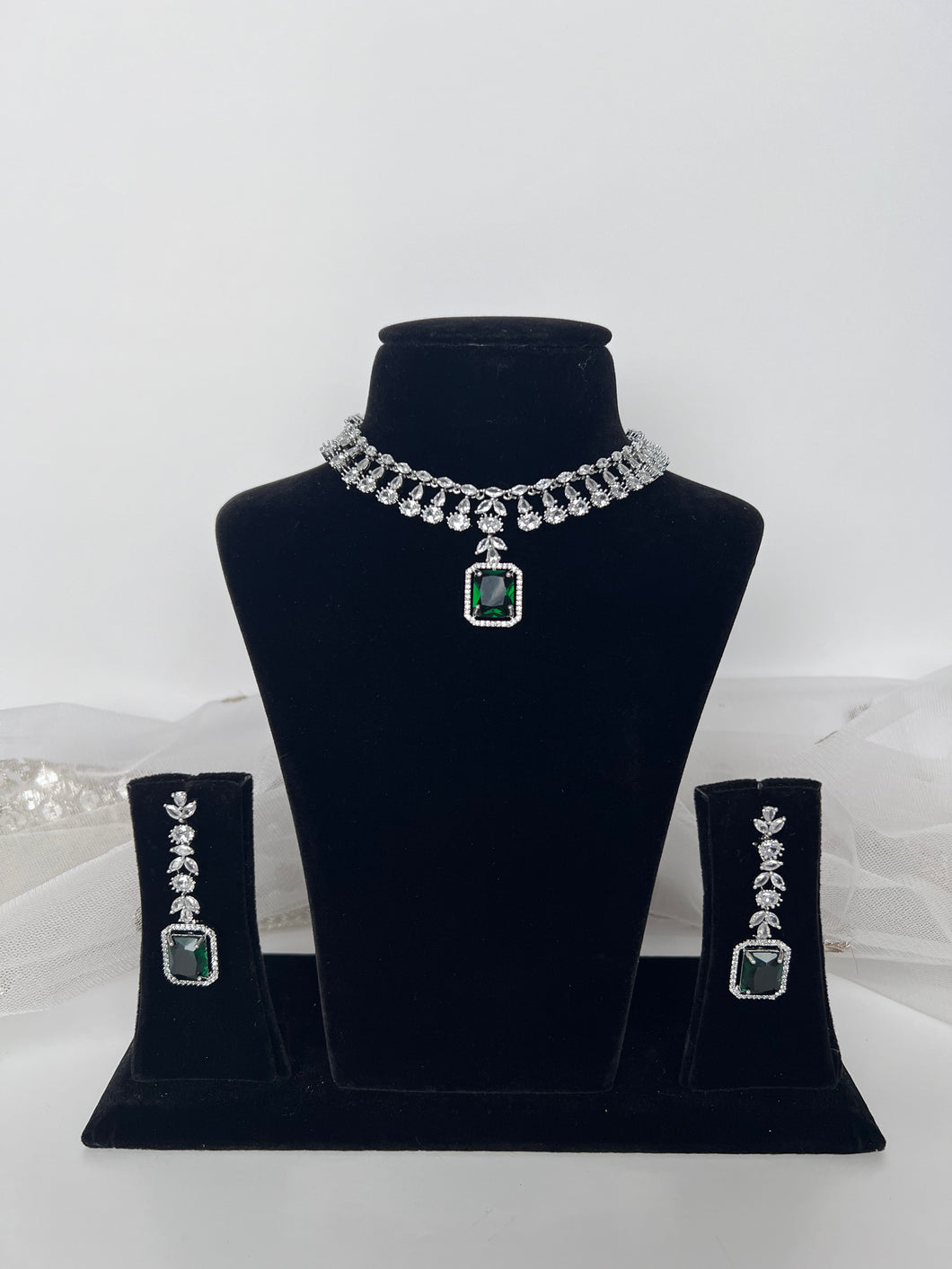 Manu Diamond Set Emerald