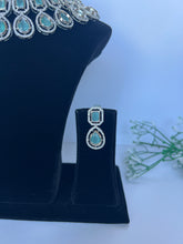 Load image into Gallery viewer, Mint Green Diamond Set
