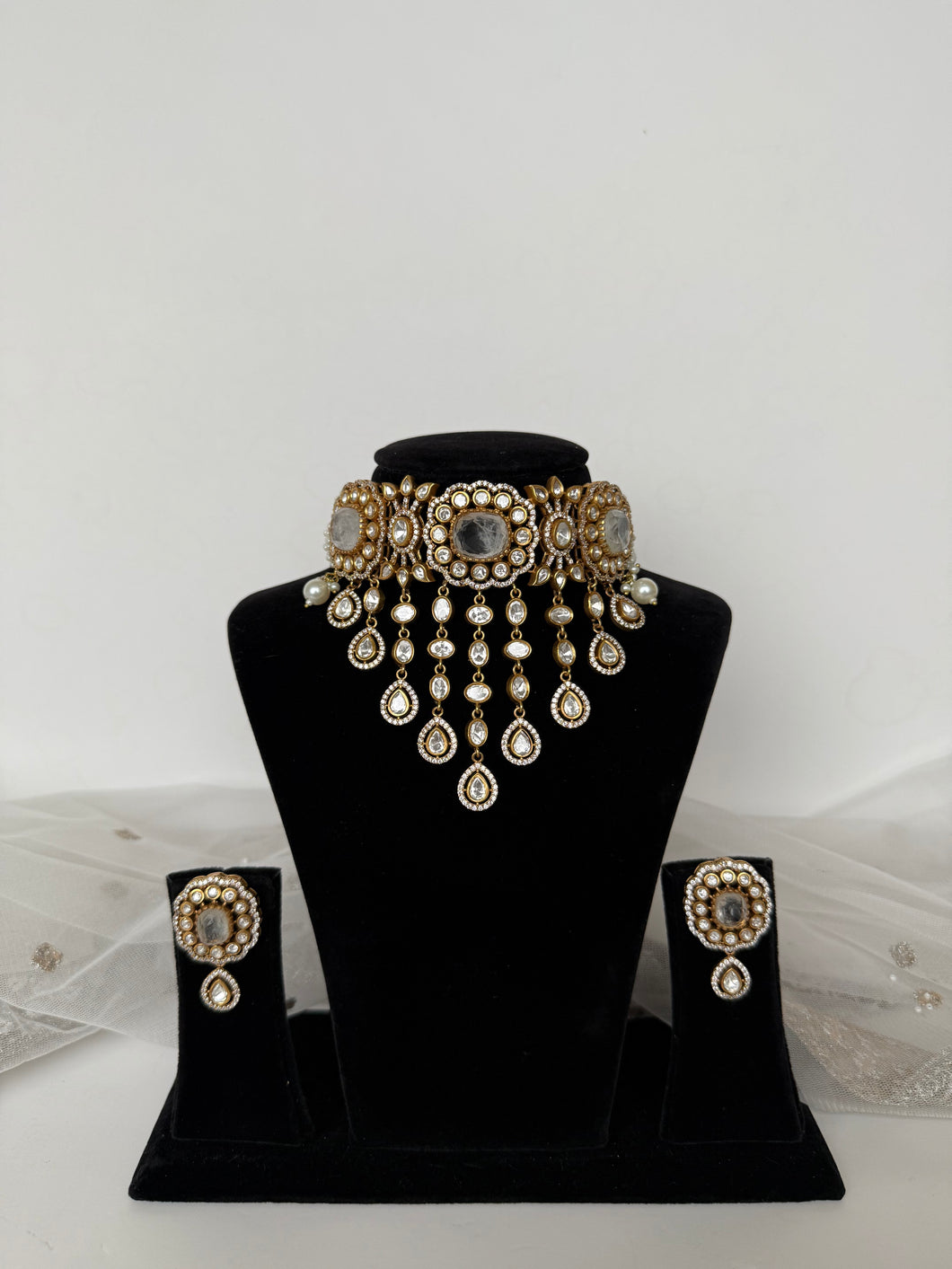 Tiyani Kundan Drops Set