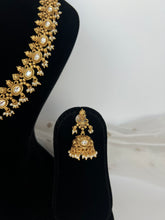 Load image into Gallery viewer, Meet Kundan Mala
