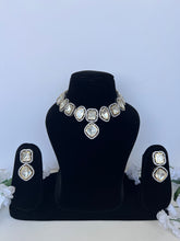 Load image into Gallery viewer, Jasmeen Uncut Set
