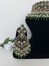 Load image into Gallery viewer, Nabeela Pakistani Set Green
