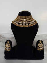 Load image into Gallery viewer, Pavneet Antique Bridal Set

