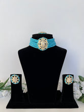 Load image into Gallery viewer, Dani Simple Choker Set (9 colours)
