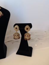 Load image into Gallery viewer, Anaya Set in Maroon

