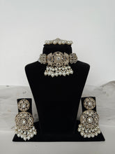 Load image into Gallery viewer, White Gold Choker Set
