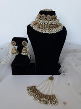 Load image into Gallery viewer, Rabia Bridal Set (Gold)
