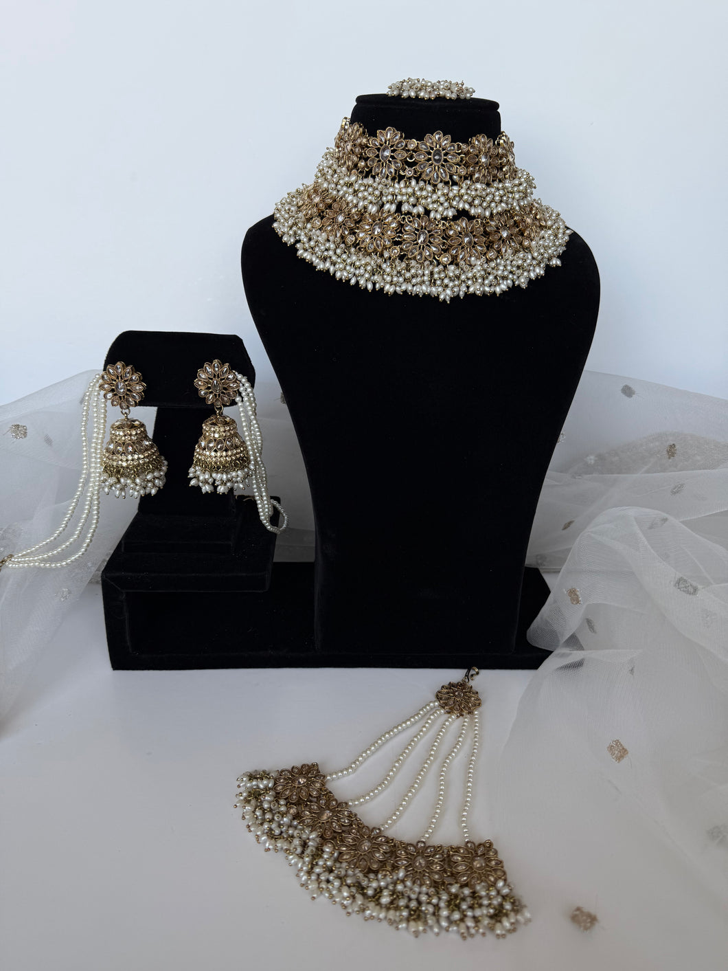 Rabia Bridal Set (Gold)