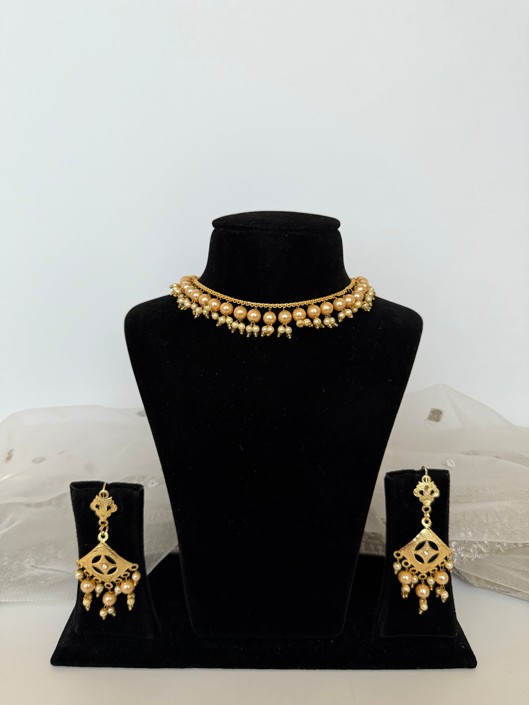 Golden Pipal Patti Set