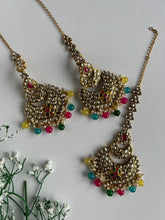 Load image into Gallery viewer, Ivreet Kundan Tikka Set
