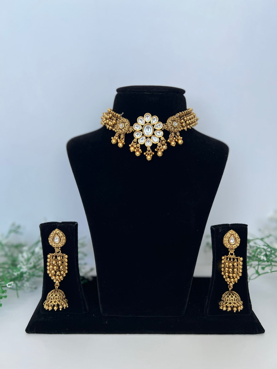 Parmeet Antique Set