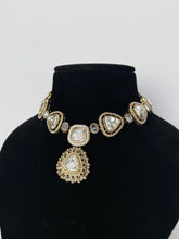 Load image into Gallery viewer, Uncut Kundan Set
