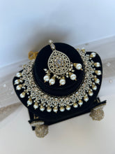 Load image into Gallery viewer, Paris Golden Set
