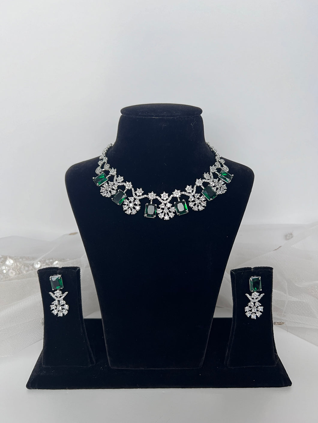 Fantasy Silver and Emerald Set