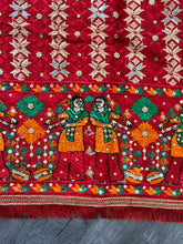 Load image into Gallery viewer, Saheli Phulkari Maroon
