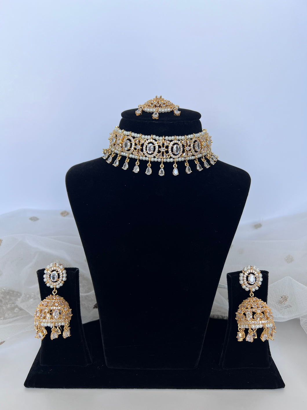 Rukhsar Diamond Set Gold