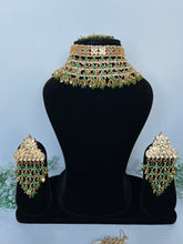 Load image into Gallery viewer, Ameerah Kundan Set (green)
