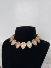 Load image into Gallery viewer, Mother of Pearl
