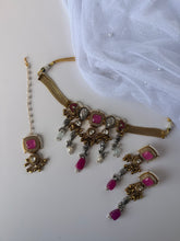Load image into Gallery viewer, Maryum Kashmiri Choker Set (Pink)
