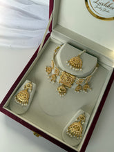 Load image into Gallery viewer, Jardau Traditional Choker Set
