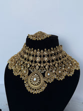 Load image into Gallery viewer, Janvi Antique Bridal Set
