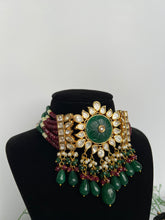 Load image into Gallery viewer, Olivia in Green Kundan
