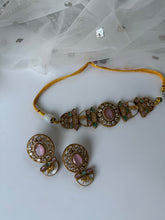 Load image into Gallery viewer, Sage &amp; Pink Sabyasachi Choker
