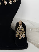 Load image into Gallery viewer, Evlyn Bridal Set Pink
