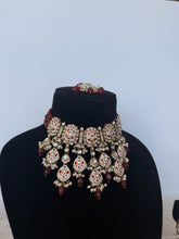 Load image into Gallery viewer, Maroon Meenakari Set
