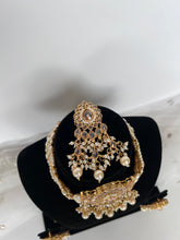 Load image into Gallery viewer, Komal choker set
