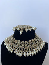 Load image into Gallery viewer, Mano Golden Set
