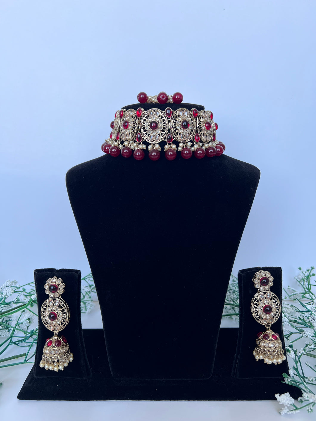 Maroon choker set