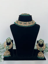 Load image into Gallery viewer, Ruheen Teal Set
