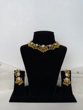 Load image into Gallery viewer, Antique Floral Set
