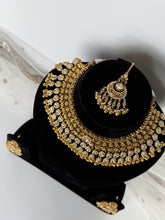 Load image into Gallery viewer, Pavneet Antique Bridal Set
