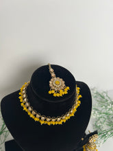 Load image into Gallery viewer, Raji in Yellow
