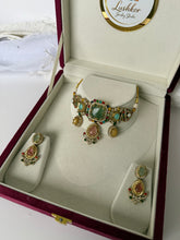 Load image into Gallery viewer, Reet Sabyasachi Kundan Set (Sage)
