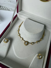 Load image into Gallery viewer, Modern Kundan Set
