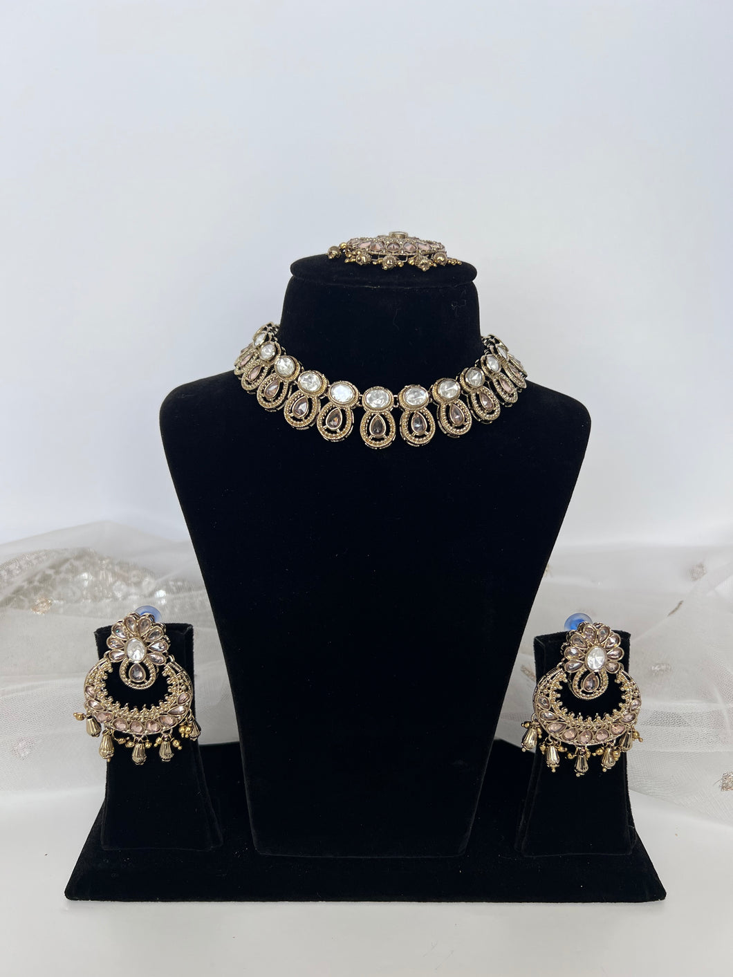 Nadia Necklace Set Gold