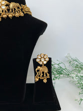 Load image into Gallery viewer, Elephant Antique Set
